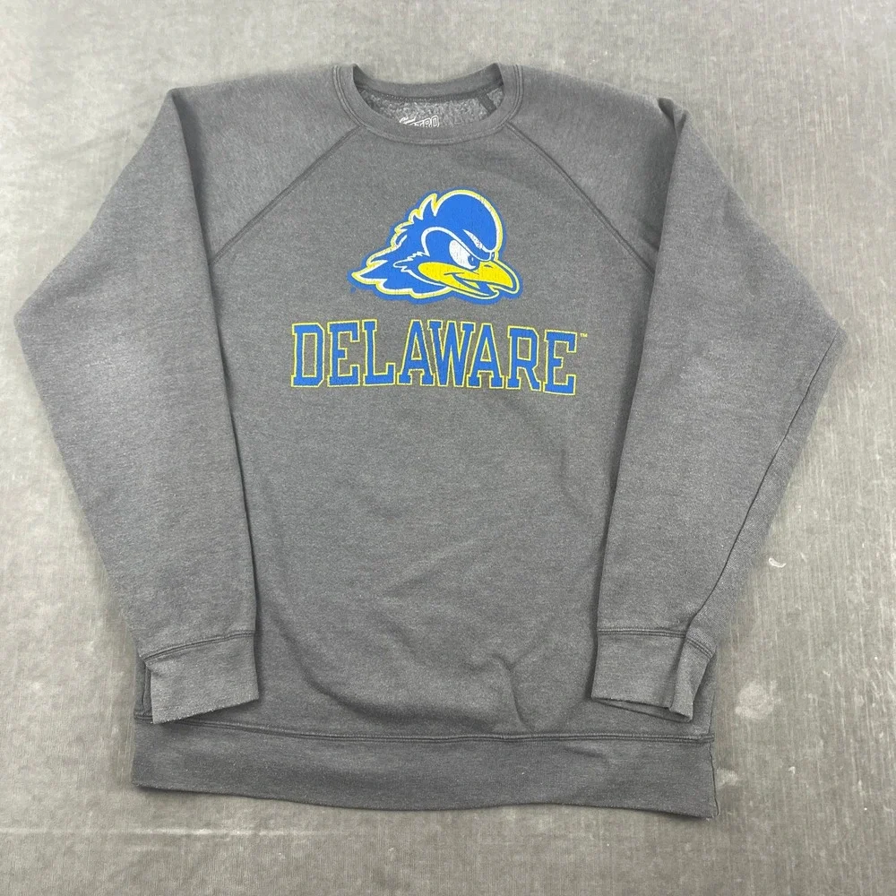 Delaware Blue Hens Retro Brand Mens Medium Gray Raglan Graphic Sweatshirt